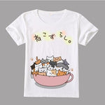 t-shirt chat kawaii dans une tasse